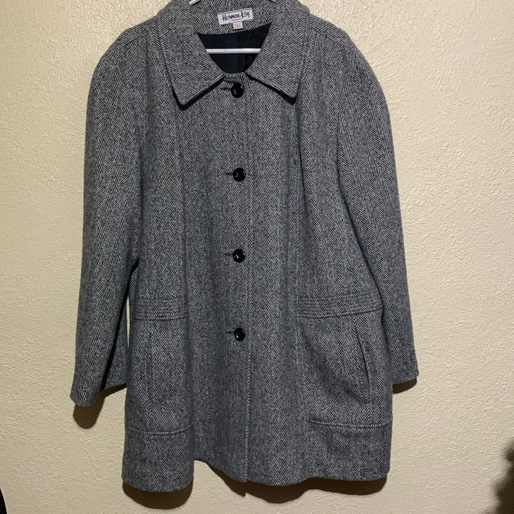 Sherman Coat 22W Gray Front Pocket & Buttons Wool Blend Chevron Print Mid Length